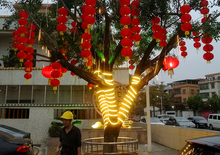新年装饰树灯
